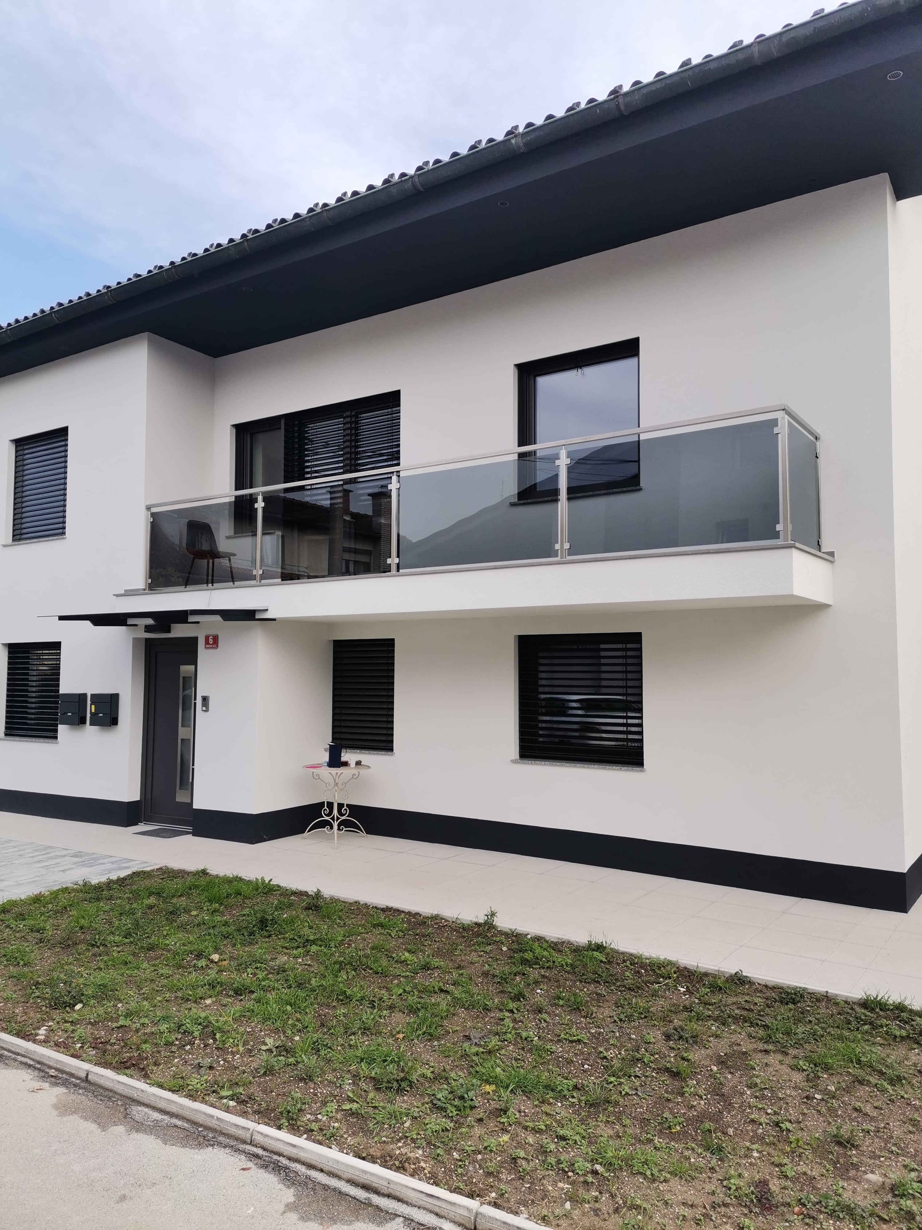 Steklene inox ograje Kozje